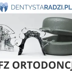 Dwa aparaty ortodontyczne ruchome i ich pojemnik. NFZ ortodoncja.